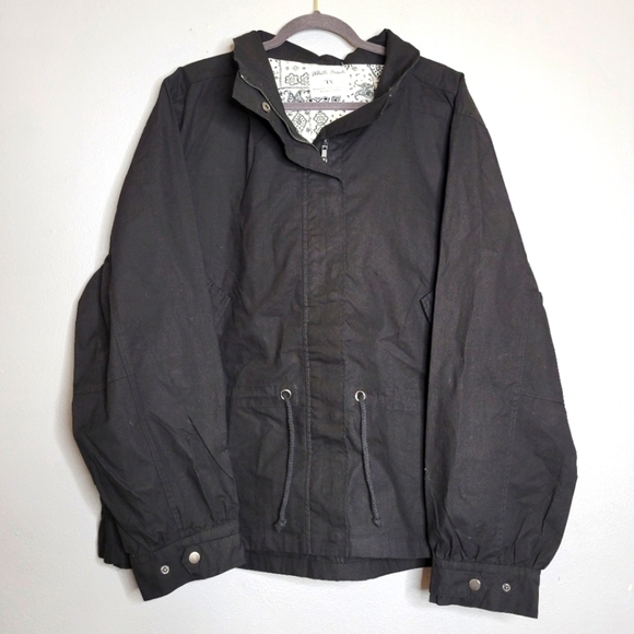 white birch Jackets & Blazers - NWOT White Birch Long Sleeve Zip Up Utility Jacket